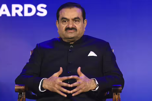 இந்தியாவின் முக்கிய துறையில் 5.29 லட்சம் கோடி முதலீடு! அதானியின் மிகப்பெரிய முடிவு | Gautam Adani Invest Over Rs 5 Lakh Crore In India