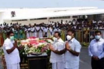 மறைந்த முதலமைச்சர் ஜெயலலிதாவின் சிலை, நினைவு இல்லம், நினைவிடம் திறப்பு - அ.தி.மு.கவினர் பெரும் மகிழ்ச்சி