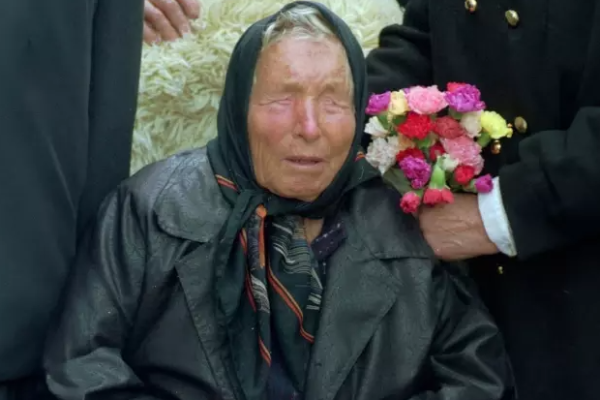 baba vanga prediction about alien to earth