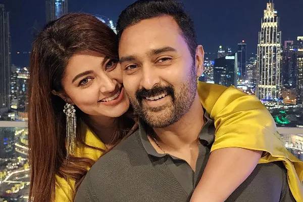 குடும்பத்துடன் வெளிநாட்டில் என்ஜாய் செய்யும் சினேகா! படுவைரலாகும் புகைப்படங்கள் | Actress Sneha And Prasanna Family Vacation Photos