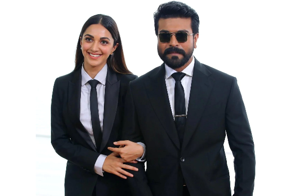 முடிவுக்கு வரும் இயக்குநர் ஷங்கரின் பிரம்மாண்ட திரைப்படம் ! ஆயிரக்கணக்கானோருடன் நடந்து வரும் ஷூட்டிங்.., | Shankar Rc15 Movie Shooting Update