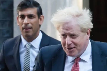 பிரதமராகும் வாய்ப்பு யாருக்கு அதிகம்? ஆதரவை குவிக்கும் ரிஷி சுனக், போரிஸ் ஜோன்சன்: முந்துவது யார்?