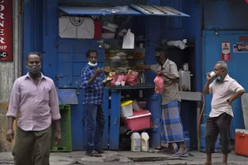இலங்கையில் அனைத்து வர்த்தகங்களும் முடங்கும்  அபாயம்