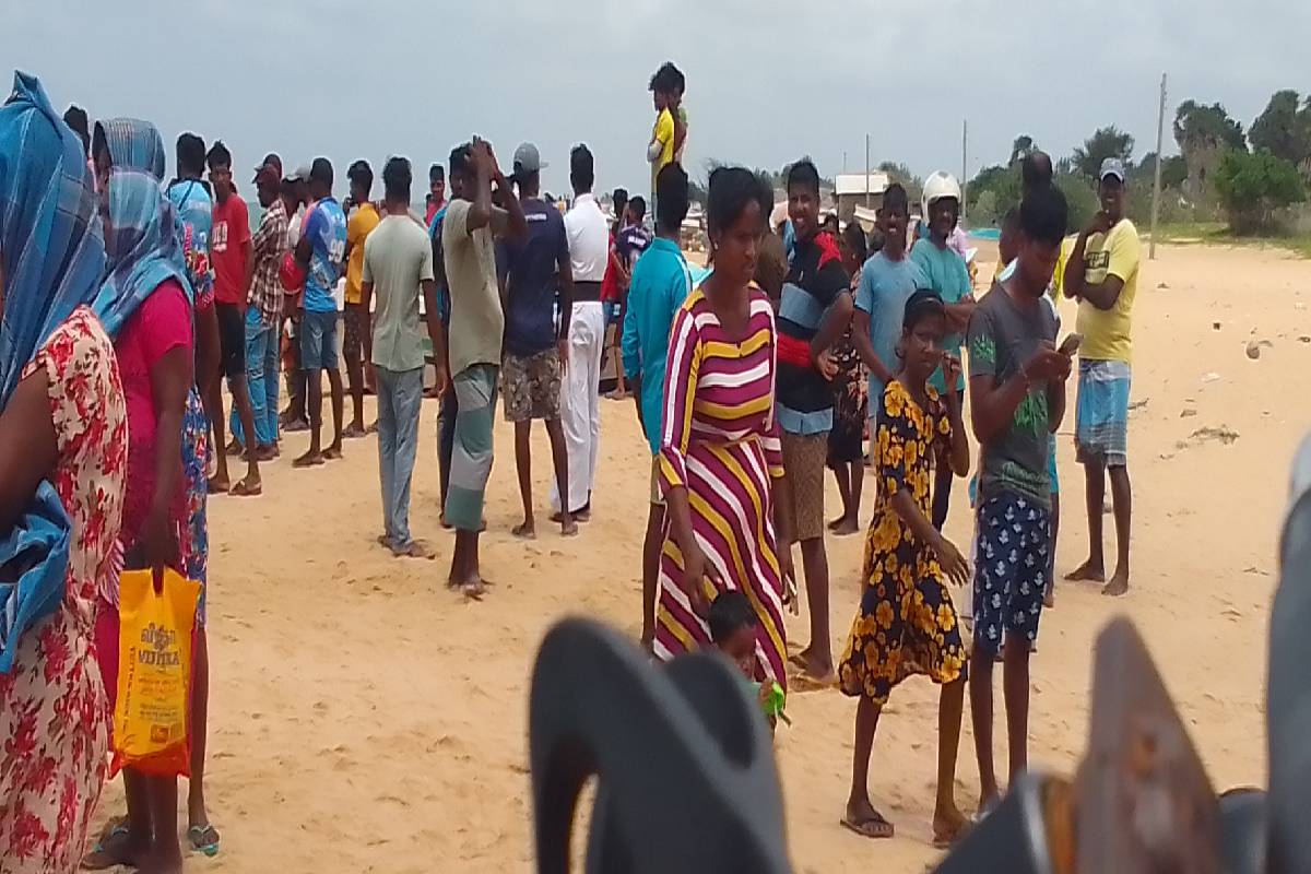 யாழில் கடலுக்கு சென்று மாயமான மீனவர்கள் ; கஜேந்திரகுமார் கடற்றொழில் அமைச்சரிடம் வேண்டுகோள் | Fishermen Who Missing Sea Jaffna Gajendrakumar யாழில் கடலுக்கு சென்று மாயமான மீனவர்கள் ; கஜேந்திரகுமார் கடற்றொழில் அமைச்சரிடம் வேண்டுகோள் | Fishermen Who Missing Sea Jaffna Gajendrakumar