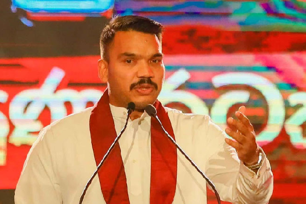எங்களை பழிவாங்கியவர்கள் பலிக்கடாவாகும் போது பார்த்துக் கொண்டிருக்க முடியாது : நாமல் ஆதங்கம் | Namal Rajapaksa Npp Podujana Peramuna
