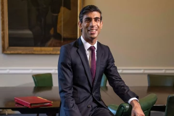 வைரலாகும் பிரதமர் ரிஷி சுனக் நடிப்பு!