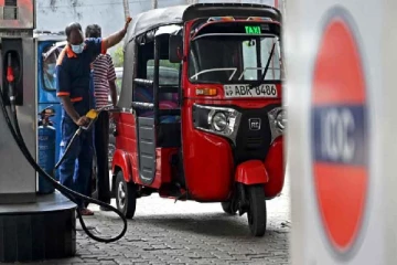 மக்களுக்கு மகிழ்ச்சியை ஏற்படுத்தவுள்ள எரிபொருளின் விலை!