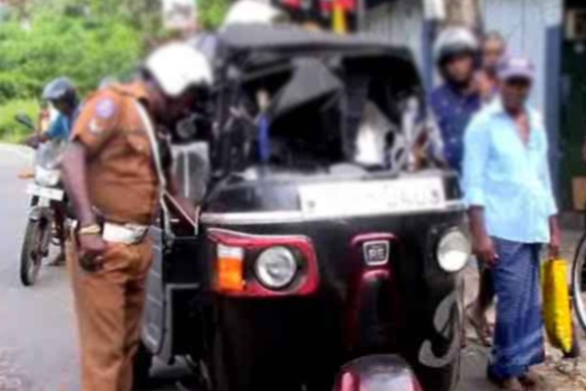 திடீரென கழன்று சென்ற முச்சக்கர வண்டி சக்கரம்! சாரதிக்கு நேர்ந்த விபரீதம் | Horona Paathuka Road Accident