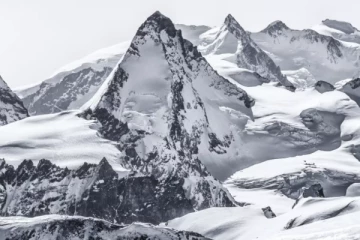 சுவிட்சர்லாந்துக்கு பனிச்சறுக்கு விளையாடச் சென்ற ஐந்து பேருக்கு நேர்ந்த துயரம்