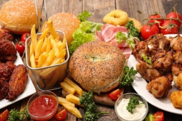 துரித உணவுப் பொருட்களின் விலை உயர்வால் சிறுவர்களிடையே ஏற்பட்ட மாற்றம்!