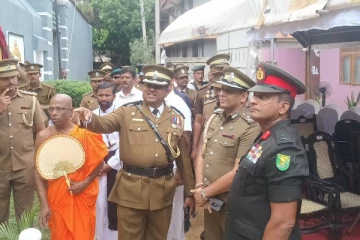 வவுனியாவில் சிறைச்சாலை ஆணையாளர் நாயகத்தால் உணவகம் மற்றும் சிகையலங்கார நிலையம் திறந்து வைப்பு