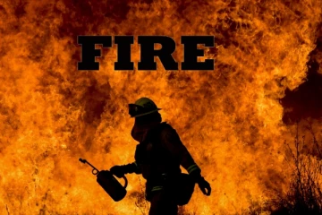 දෙමහල් ගොඩනැගිල්ලක ගින්නක්..