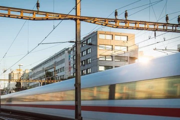 சுவிட்சர்லாந்தில் ரயில் பயணிகள் சந்தித்த திடீர் பிரச்சினை