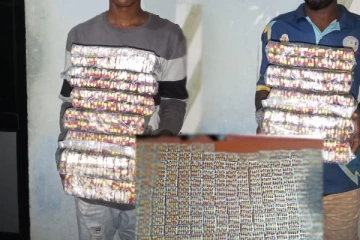 மன்னாரில்18 ஆயிரம் போதை வில்லைகளுடன் இருவர் கைது(படங்கள்)