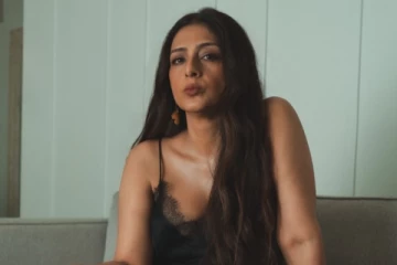 53 வயது தபுவா இது.. லேட்டஸ்ட் போட்டோ பார்த்து ஆச்சர்யத்தில் ரசிகர்கள்