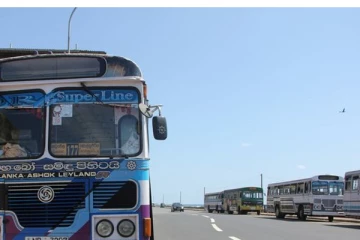 தமிழர் பகுதியில் பேருந்து மோதி மாணவன் படுகாயம்