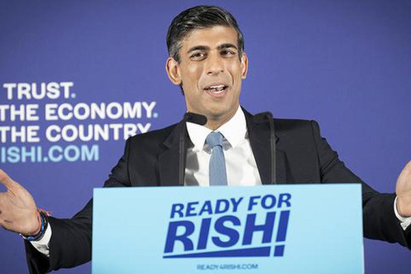 பிரித்தானியாவிலும் சூடு பிடிக்கும் தலைமை தெரிவு - முதலிடத்தில் ரிஷி சுனக் - ஐபிசி தமிழ்