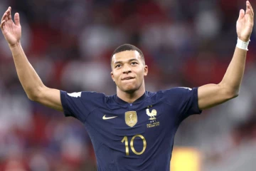 10,000 கோடி தர தயார்! உலகக்கோப்பையில் கோல்டன் பூட் வென்ற எம்பாப்பேவை ஒப்பந்தம் செய்ய துடிக்கும் ரியல் மாட்ரிட்