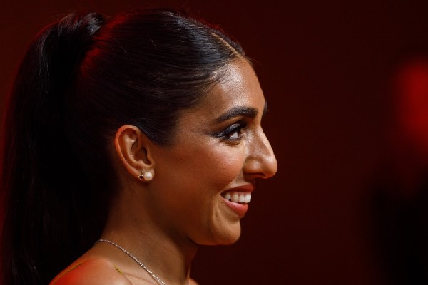 தீபாவளி கொண்டாட்ட அழைபப்பை நிராகரித்த கனடிய கவிஞர் | Poet Rupi Kaur Declines White House
