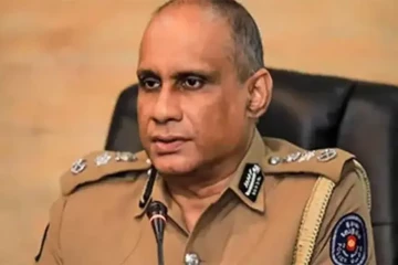 16 ஆண்டுகளில் ஓருநாளும் துப்பாக்கியை கேட்டதில்லை சீ.டி.விக்ரமரத்னவின் பாதுகாவலர்