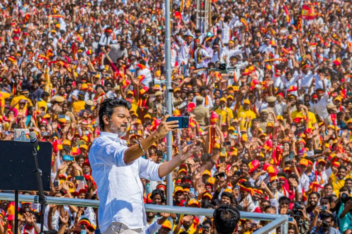 எம்.ஜி.ஆருக்கு அடுத்து விஜய் புரட்சி! முதல் தேர்தலிலேயே ஆட்சி வாய்ப்பு... | After Mgr Vijay Has A Chance Rule The First Elect