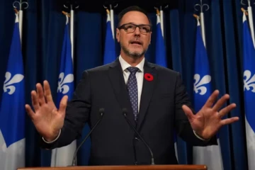 புலம்பெயர்தலுக்கெதிராக கனேடிய மாகாணம் ஒன்று எடுத்துள்ள முடிவு: எதிர்க்கட்சிகள் கண்டனம்