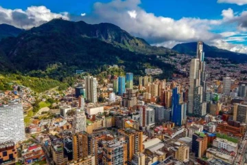 அமெரிக்க சுற்றுலாப் பயணிகளுக்கு மிகவும் ஆபத்தான நாடாக மாறும் பிரபல நாடு!