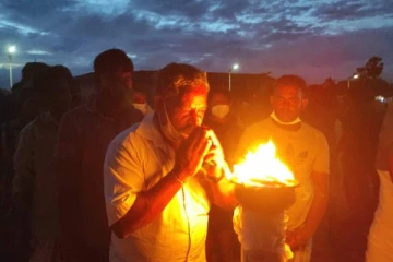 முல்லைத்தீவில் பேரெழுச்சியுடன் மாவீரர்களுக்கு அஞ்சலி ( காணொளி )
