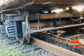 උඩරට මාර්ගයේ දුම්රිය ගමනාගමනයට බාධා