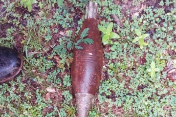தனியார் காணியில் சந்தேகத்திற்கிடமான பொருட்கள்- உடனடியாக சம்பவ இடத்திற்கு விரைந்த அதிரடிப்படை!
