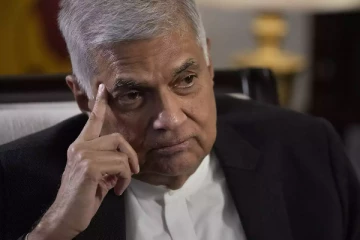 ரணிலுக்கு அதிர்ச்சி கொடுத்த 13 உறுப்பினர்கள்! பரபரப்பாகும் கொழும்பு அரசியல்(நேரலை)