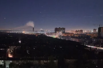 உக்ரைனை இருளில் மூழ்கடித்தது ரஷ்யா - 1000க்கும் மேற்பட்ட பகுதிகளில் மின் துண்டிப்பு