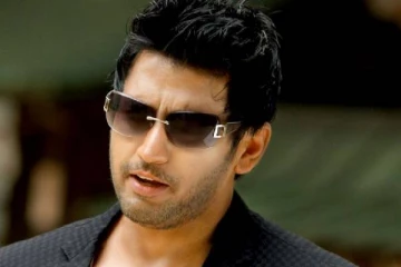 ஏர் ஹோஸ்ட் பெண்ணை ஏமற்றிய கழட்டிவிட்ட நடிகர் பிரசாந்த்.. போலிஸ் வரை சென்று இலங்கைப்பெண்