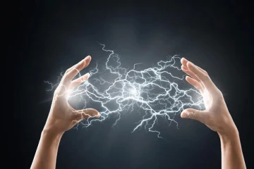 மனித உடலிலுள்ள வெப்பத்தை பயன்படுத்தி மின்சாரம்: சுவிஸ் அறிவியலாளர்களின் ஆச்சரிய முயற்சி