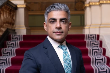 பிரித்தானிய உயர் ஆணையராக பொறுப்பேற்றுள்ள முதல் அகதி