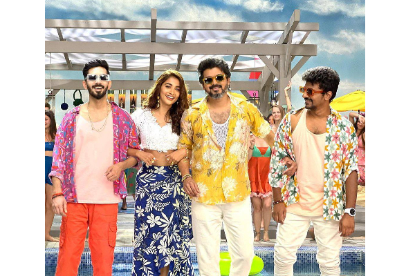 மீண்டும் பீஸ்ட் படத்தில் இருந்து வெளியான லேட்டஸ்ட் புகைப்படம் ! யார் யார் உள்ளனர் பாருங்க.. | Beast Latest Pic Gone Viral Again