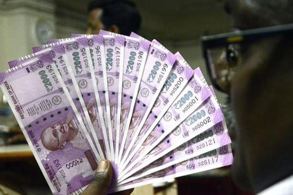 ரூபாய் நோட்டுகளில் இருக்கும் இந்த சாய்ந்த கோடுகள் எதற்கு....இதை கவனித்துள்ளீர்களா? | Small Lines In Indian Currency