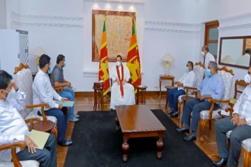 பிரதமரைச் நேரில் சந்தித்த எதிர்க்கட்சி முஸ்லிம் நாடாளுமன்ற உறுப்பினர்கள்!