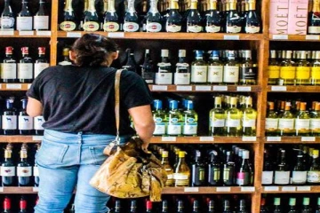 கீவ்வில் தினமும் 5 மணிநேர மது விற்பனைக்கு அனுமதி