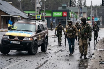 ஐ.எஸ் பயங்கரவாதிகளை போன்று கொடூர செயலில் ஈடுபட்ட ரஷ்ய படை!