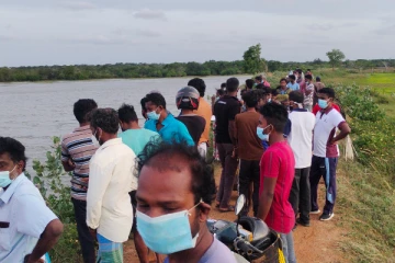 குளத்தில் நீராடச்  சென்ற மூன்று பிள்ளைகளின் தந்தையைக் காணவில்லை