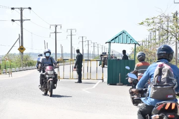 யாழ் மண்டைதீவில் பலப்படுத்தப்படும் சோதனை சாவடி..!