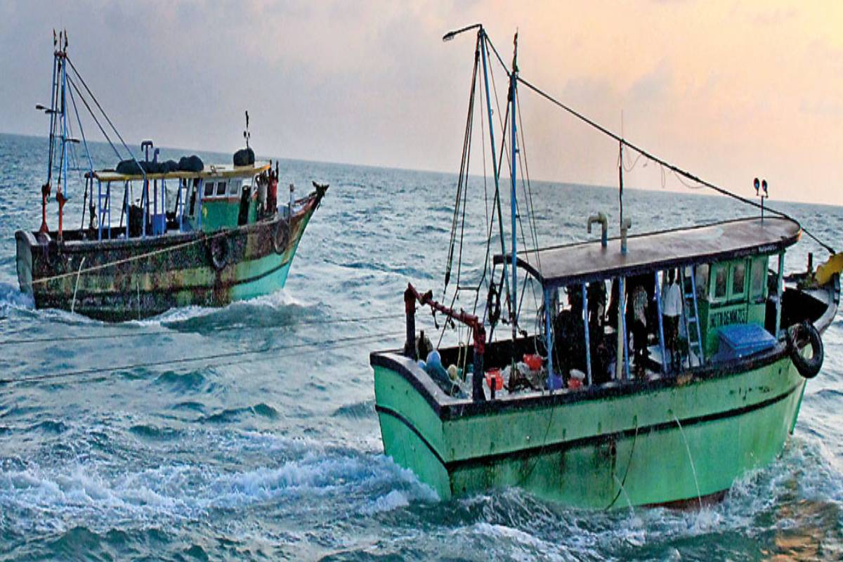 காணாமற்போன 3 கடற்றொழிலாளர்கள்..! சர்வதேச உதவியை நாடிய முல்லைத்தீவு மாவட்டச் செயலாளர் | 3 Missing Fishermen காணாமற்போன 3 கடற்றொழிலாளர்கள்..! சர்வதேச உதவியை நாடிய முல்லைத்தீவு மாவட்டச் செயலாளர் | 3 Missing Fishermen