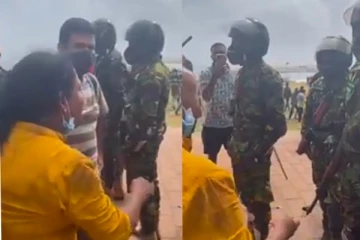 කාන්තාවක් හඬමින් හමුදා නිලධාරියෙකුගෙන් කළ ඉල්ලීම මෙන්න.(VIDEO)