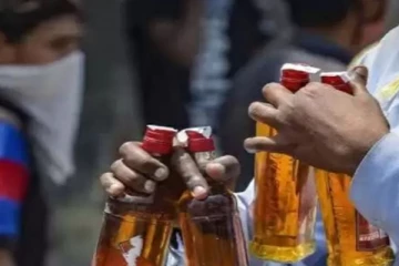 ‘’கொரோனா தடுப்பூசி - 2 டோஸ் போட்டால்  மதுவில்  10% தள்ளுபடி ‘’ -  எங்கு தெரியுமா ?