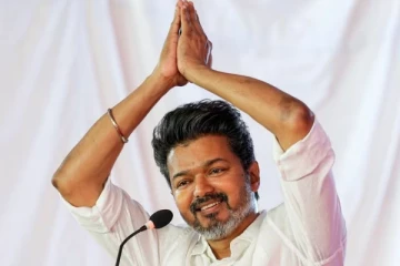 சட்டசபை தேர்தலில் அதிமுக-வுடன் தவெக கூட்டணியா?.., உறுதியாக இருக்கும் விஜய்