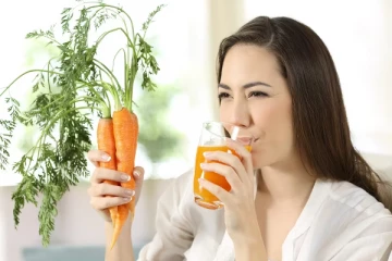 தினமும் ஒரு கிளாஸ் கேரட் ஜூஸ் குடித்தால் இந்தப் பிரச்சினைகள் எல்லாம் வரவே வராது