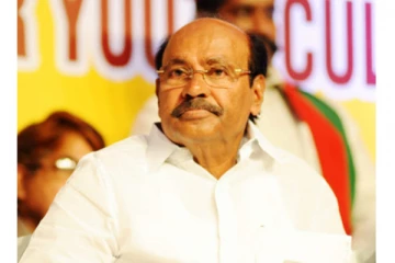 உக்ரைனில் சிக்கித்தவிக்கும் மாணவர்களை விரைந்து மீட்கவேண்டும் - டாக்டர் ராமதாஸ் அறிக்கை