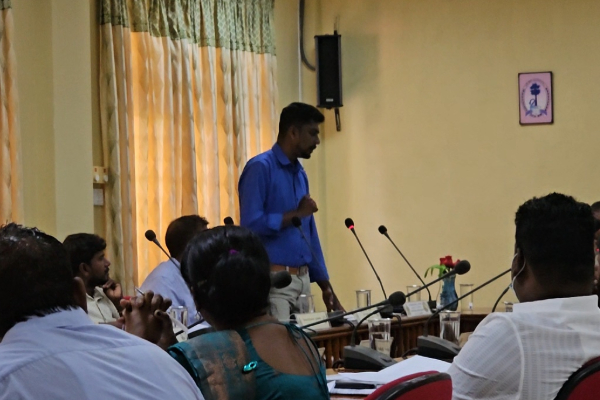 யாழில் நான்கு உயிர்களை பறித்த புனரமைக்கப்படாத வீதி ; பிரதேச சபையில் வெளியான தகவல் | Unrepaired Road In Jaffna Killed Four