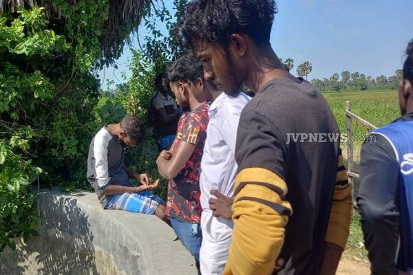 யாழில் கிணற்றில் இருந்து சடலமாக மீட்கப்பட்ட இளைஞன்! | A Young Man Was Recovered From A Well In Jaffna